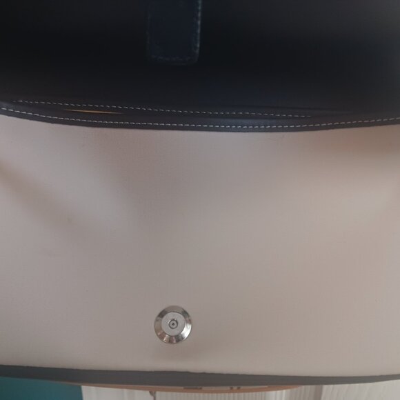 Coach purse 7702 - Picture 3 of 6